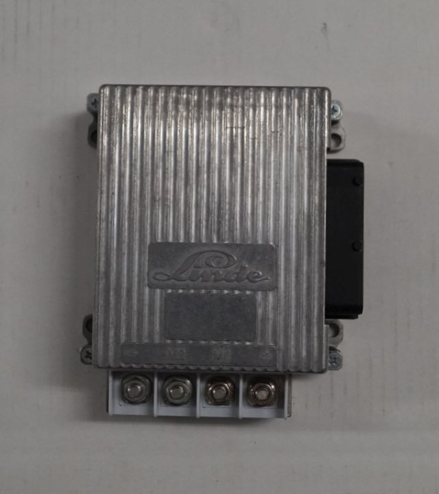Linde 3903608405 | Steering controller LES-40/12 SC02 3903502113 1447 1662 sn. 8 - Блок управления для Погрузочно-разгрузочной техники: фото 1 Linde 3903608405 | Steering controller LES-40/12 SC02 3903502113 1447 1662 sn. 8 - Блок управления для Погрузочно-разгрузочной техники: фото 1