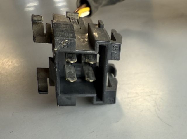 Linde 409324 | Joystick Single Axis Still no. 8409324 sn 0651 59 - Электрическая система для Погрузочно-разгрузочной техники: фото 3 Linde 409324 | Joystick Single Axis Still no. 8409324 sn 0651 59 - Электрическая система для Погрузочно-разгрузочной техники: фото 3
