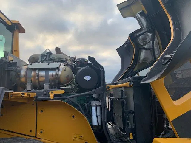 Колёсный погрузчик Volvo L120 H: фото 16