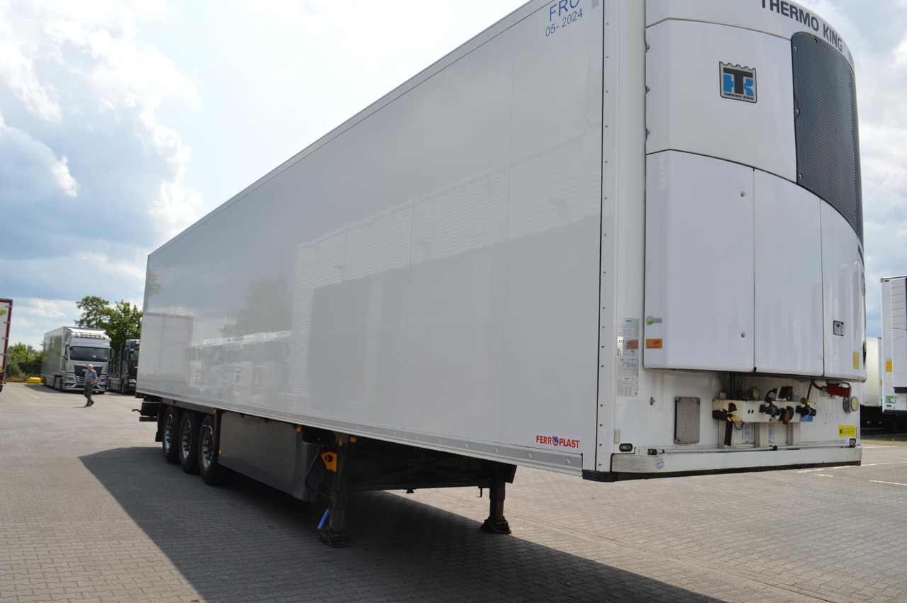 Schmitz Cargobull SKO FP 45 ThermoKing SLXi 300 - Полуприцеп-рефрижератор: фото 4 Schmitz Cargobull SKO FP 45 ThermoKing SLXi 300 - Полуприцеп-рефрижератор: фото 4