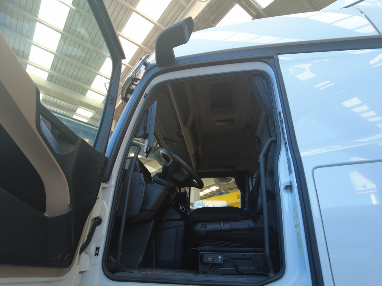 Тягач Mercedes-Benz Actros 5 1845 BigSpace: фото 7