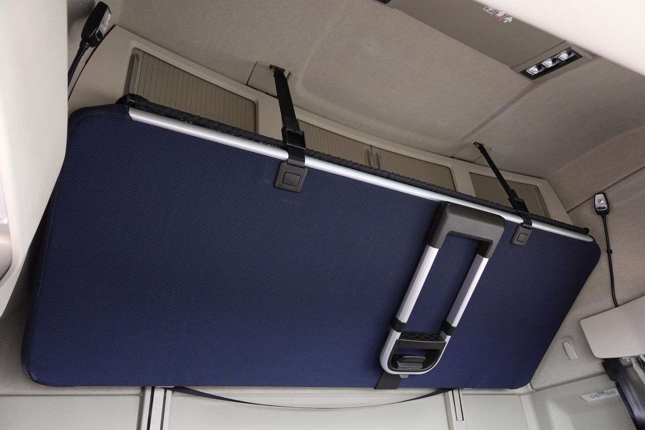 Тягач Volvo FH 460 Globetrotter XL i-Save I-ParkCool: фото 15
