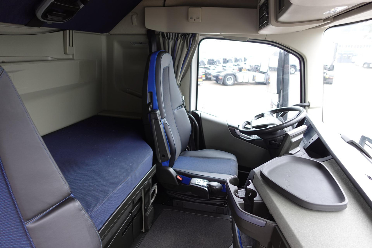 Тягач Volvo FH 460 Globetrotter XL i-Save I-ParkCool: фото 11
