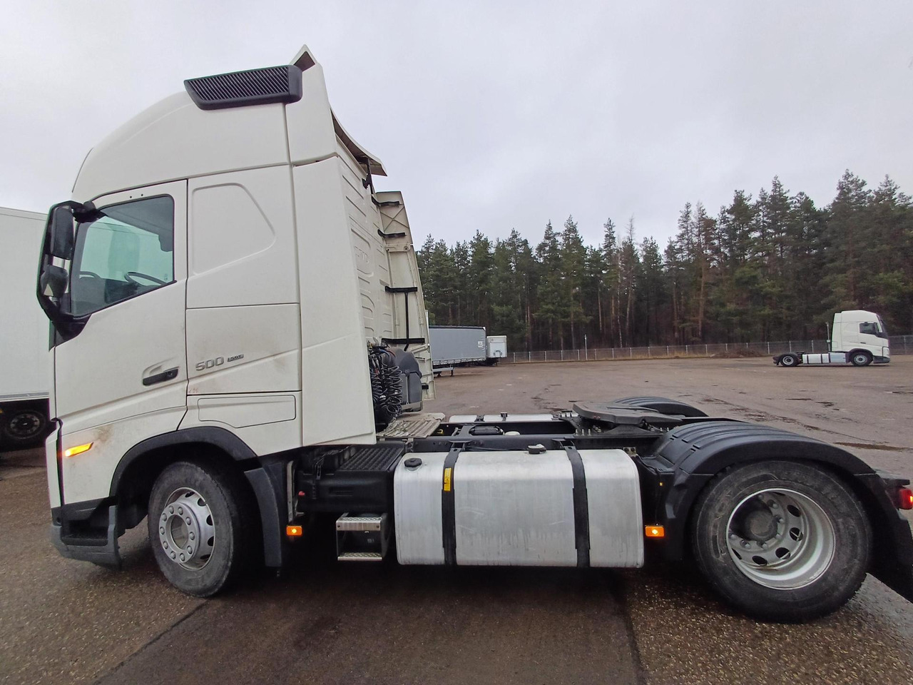 Volvo FH 500 Globetrotter XL - Тягач: фото 4 Volvo FH 500 Globetrotter XL - Тягач: фото 4