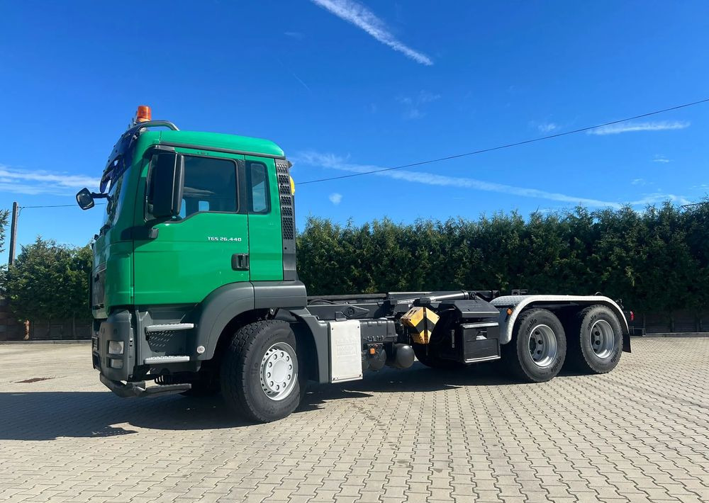 MAN TGS 26.440 | Hakowiec Meiller| 6x4 | 440 KM | przód resor, tył pneumatyczne |Belka ostrzegawcza (koguty) - Крюковой мультилифт: фото 3 MAN TGS 26.440 | Hakowiec Meiller| 6x4 | 440 KM | przód resor, tył pneumatyczne |Belka ostrzegawcza (koguty) - Крюковой мультилифт: фото 3