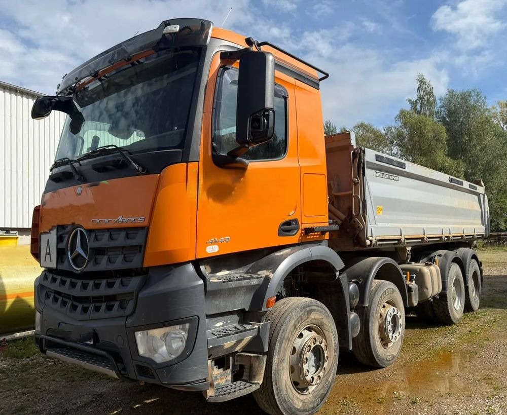 Mercedes-Benz AROCS 4143 8x4 | BORTMATIC - wywrotka trójstronna | Retarder |Zawieszenie na resorach | - Самосвал: фото 1 Mercedes-Benz AROCS 4143 8x4 | BORTMATIC - wywrotka trójstronna | Retarder |Zawieszenie na resorach | - Самосвал: фото 1
