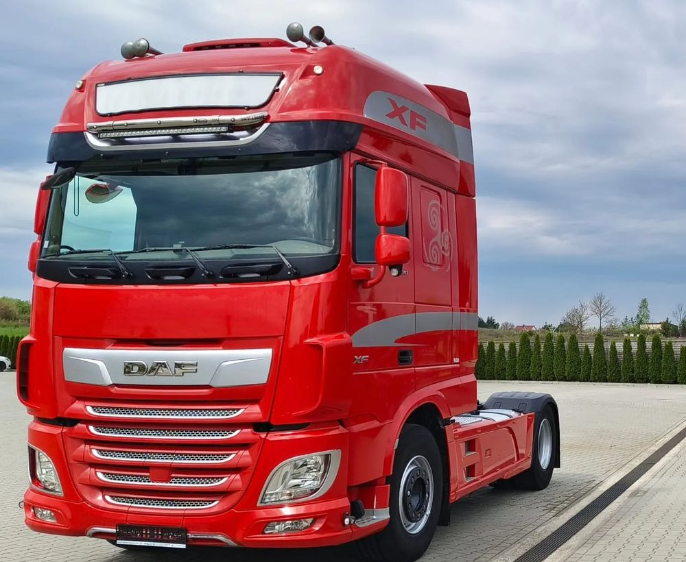 DAF XF 530 Super Space Cab | RETARDER | KLIMATYZACJA | EURO 6 | 2018 | 530 000 km - Тягач: фото 1 DAF XF 530 Super Space Cab | RETARDER | KLIMATYZACJA | EURO 6 | 2018 | 530 000 km - Тягач: фото 1