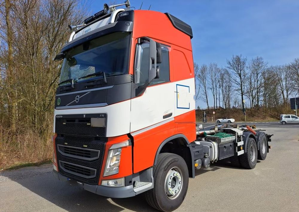 Volvo FH 64 R510 HAKOWIEC / High-Line / 6x4 / Euro 6 - Крюковой мультилифт: фото 2 Volvo FH 64 R510 HAKOWIEC / High-Line / 6x4 / Euro 6 - Крюковой мультилифт: фото 2