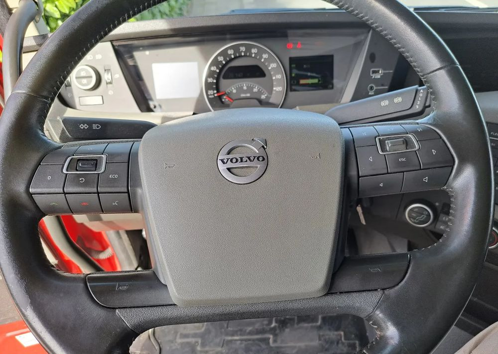 Самосвал Volvo FH 64 R510 High-Line: фото 10 Самосвал Volvo FH 64 R510 High-Line: фото 10