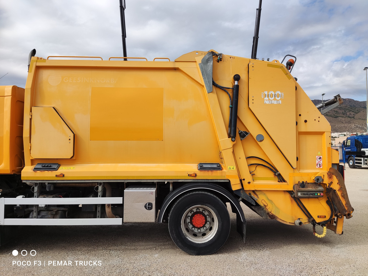 GEESINKNORBA MF300 CONTENEDOR BASURERO RECOLECTOR / COMPACTADOR - Инструмент/ Оборудование: фото 1 GEESINKNORBA MF300 CONTENEDOR BASURERO RECOLECTOR / COMPACTADOR - Инструмент/ Оборудование: фото 1