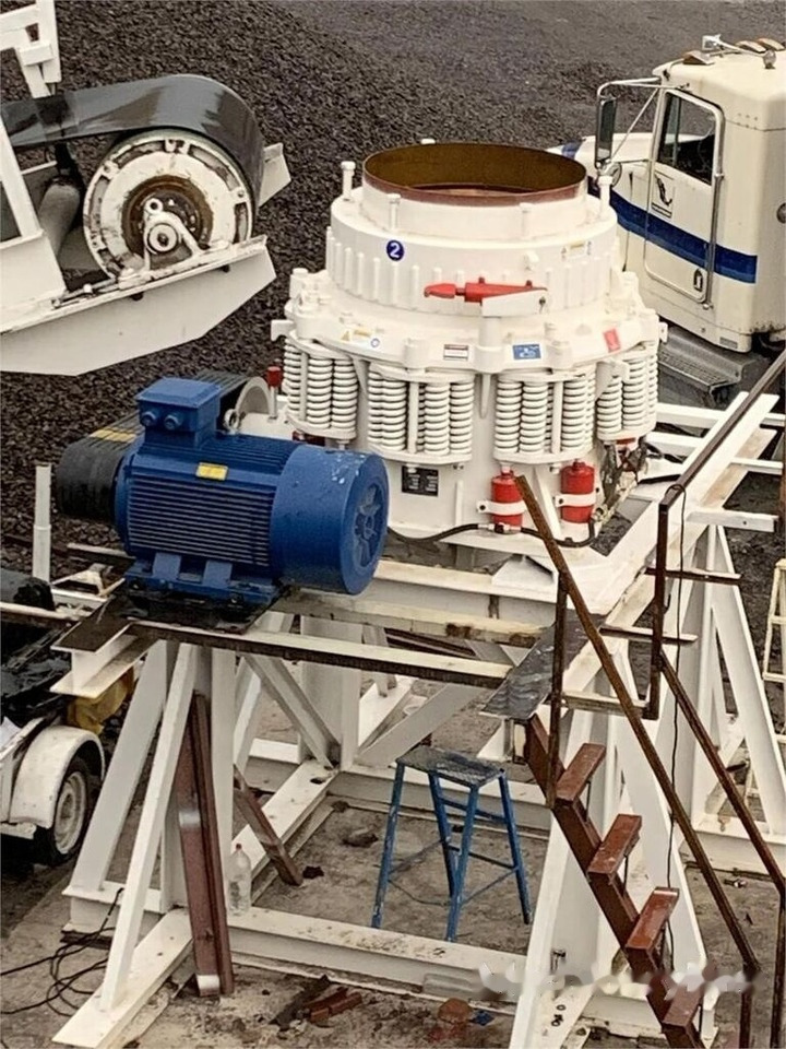 Kinglink New 3 feet Symons Cone Crusher STD KLC1000 - Конусная дробилка: фото 4 Kinglink New 3 feet Symons Cone Crusher STD KLC1000 - Конусная дробилка: фото 4