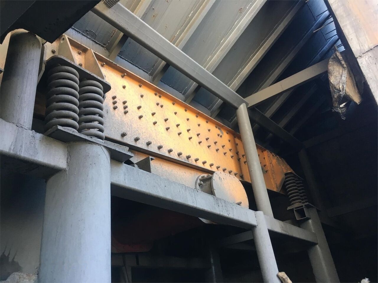 Kinglink ZSW600x150 Vibriting Feeder For Sale - Горнодобывающая техника: фото 5 Kinglink ZSW600x150 Vibriting Feeder For Sale - Горнодобывающая техника: фото 5