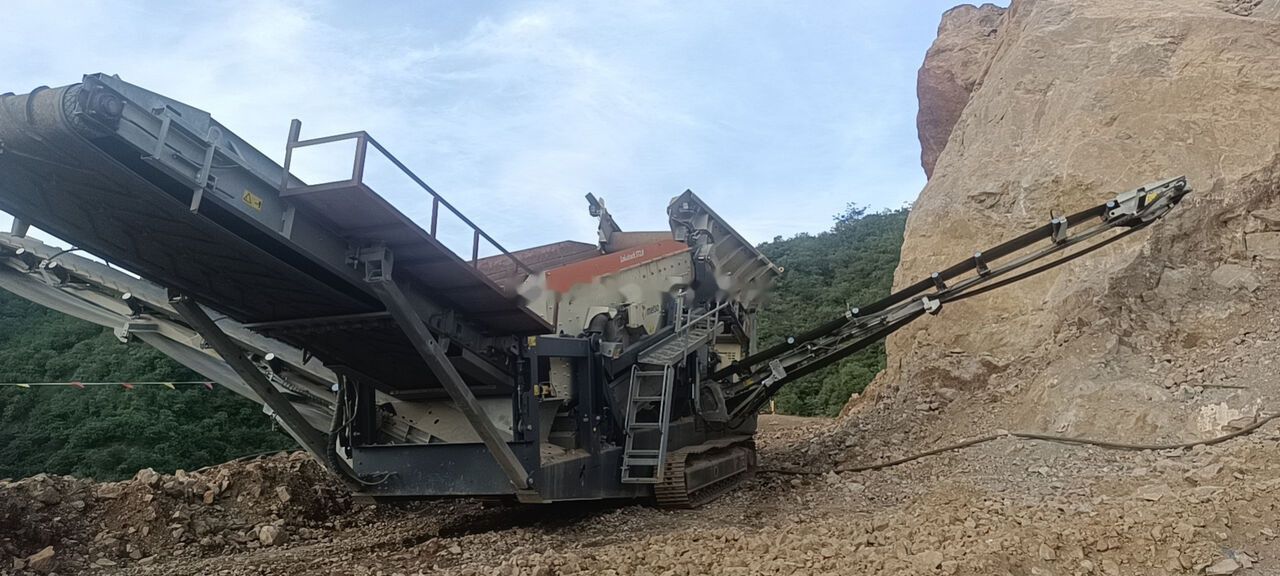 Metso LOKOTRACK ST2.8 VIBRATING SCREEN - Мобильная дробилка: фото 2 Metso LOKOTRACK ST2.8 VIBRATING SCREEN - Мобильная дробилка: фото 2