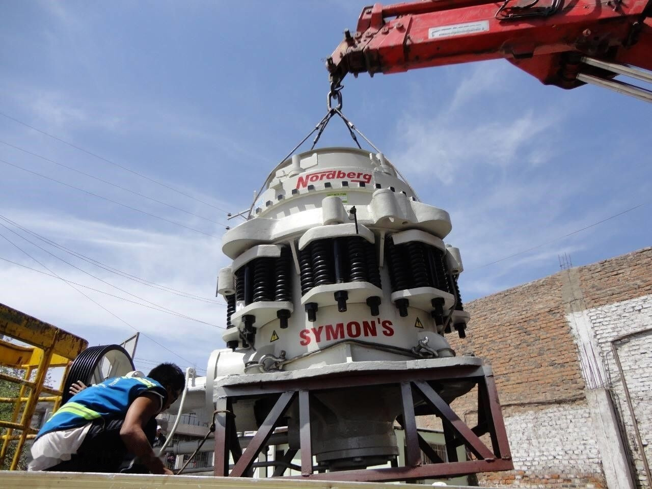 Symons NORDBERG/SYMONS 3 FT STD Cone Crusher - Конусная дробилка: фото 1 Symons NORDBERG/SYMONS 3 FT STD Cone Crusher - Конусная дробилка: фото 1