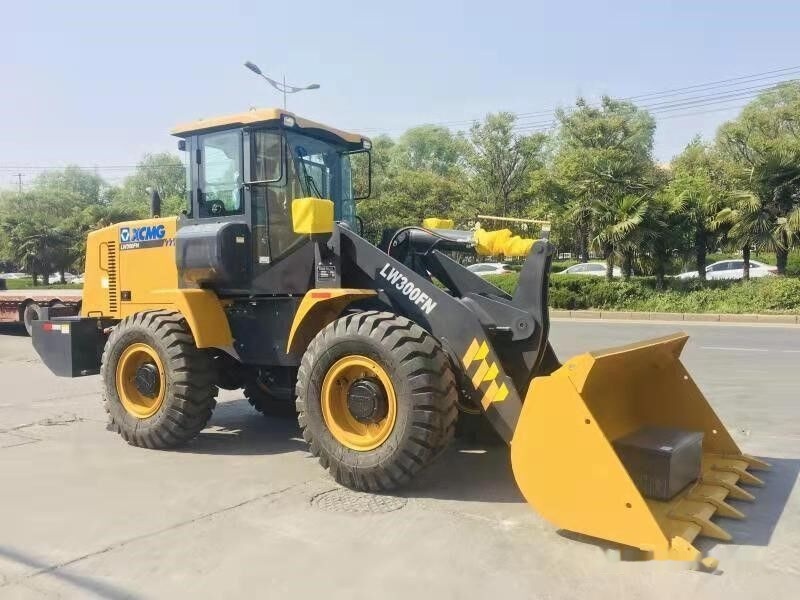 XCMG LW300FN Wheel loader | Mining | Quarry - Колёсный погрузчик: фото 3 XCMG LW300FN Wheel loader | Mining | Quarry - Колёсный погрузчик: фото 3
