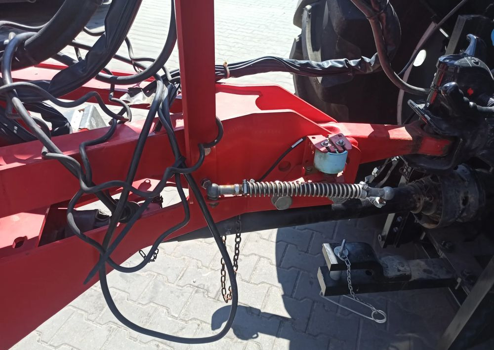 Kverneland Ikarus 3800 - Прицепной опрыскиватель: фото 2 Kverneland Ikarus 3800 - Прицепной опрыскиватель: фото 2