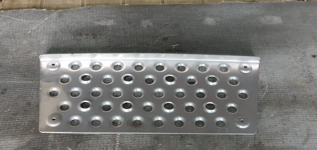 ALUMINUM STEP FOR ATEGO - Боковая подножка для Грузовиков: фото 3 ALUMINUM STEP FOR ATEGO - Боковая подножка для Грузовиков: фото 3