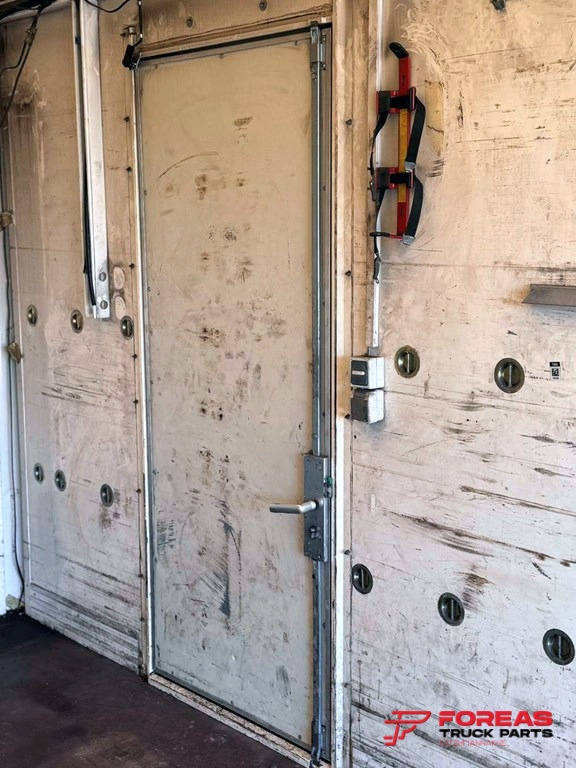 BOX BODY 6.10m x 2.48m X 2.35m - Сменный кузов - фургон: фото 5 BOX BODY 6.10m x 2.48m X 2.35m - Сменный кузов - фургон: фото 5