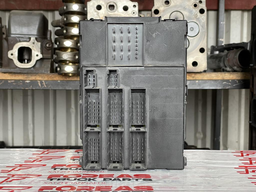 MAN ZBR 2 - 81.25806-7058 - Блок управления для Грузовиков: фото 2 MAN ZBR 2 - 81.25806-7058 - Блок управления для Грузовиков: фото 2