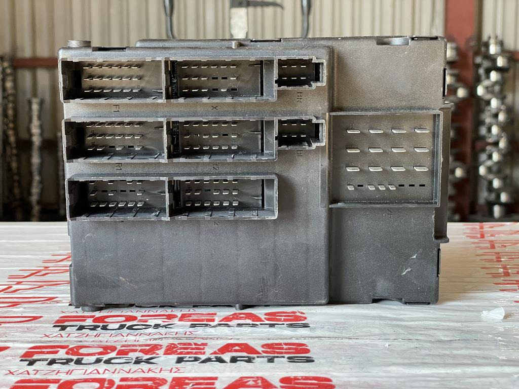 MAN ZBR2 81.25806 - 7117 - Блок управления для Грузовиков: фото 2 MAN ZBR2 81.25806 - 7117 - Блок управления для Грузовиков: фото 2