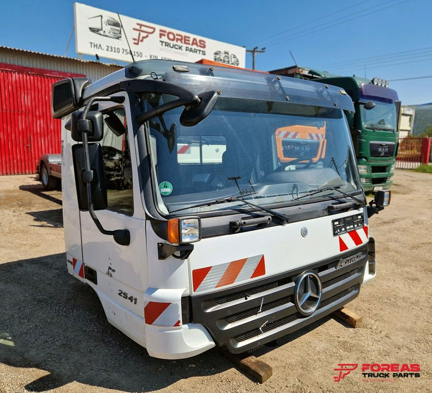 MERCEDES ACTROS MP2 MEDIUM - Кабина: фото 1 MERCEDES ACTROS MP2 MEDIUM - Кабина: фото 1