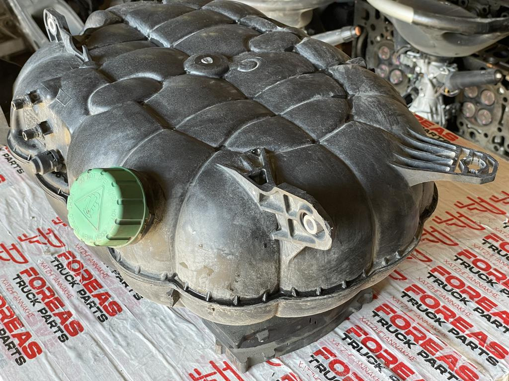 MERCEDES-BENZ ACTROS MP4 ZGS 004 - A 960 501 7903 - Расширительный бачок для Грузовиков: фото 3 MERCEDES-BENZ ACTROS MP4 ZGS 004 - A 960 501 7903 - Расширительный бачок для Грузовиков: фото 3