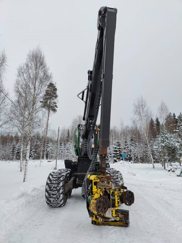 Харвестер John Deere 1270 G: фото 9 Харвестер John Deere 1270 G: фото 9