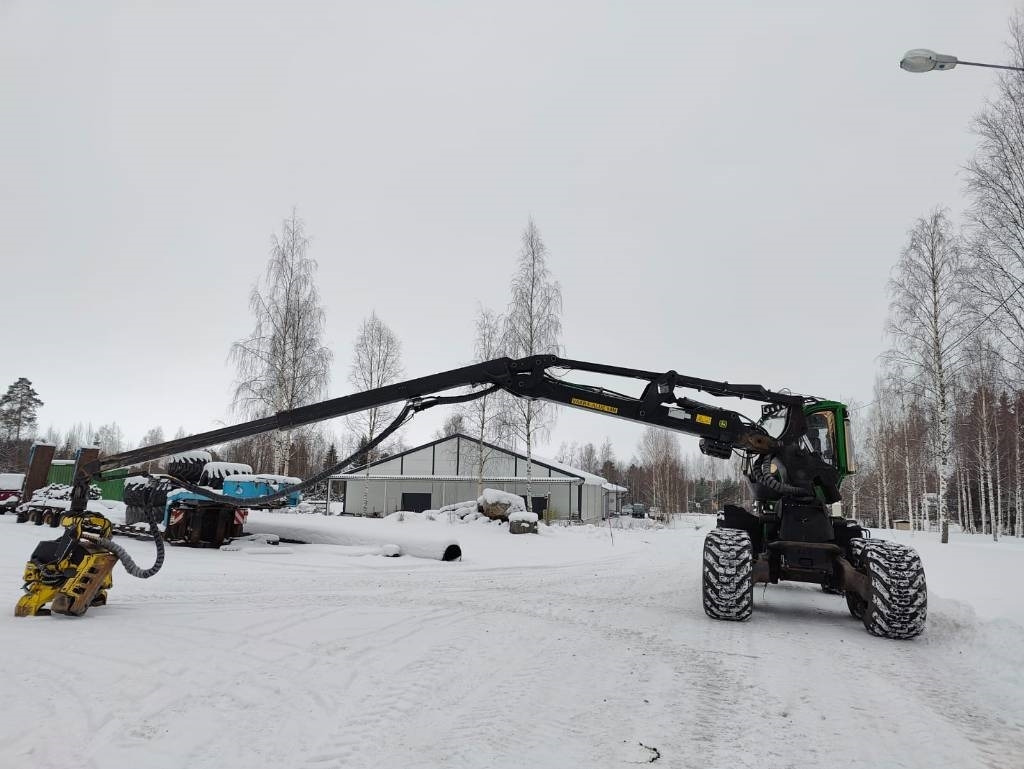 Харвестер John Deere 1270 G: фото 13 Харвестер John Deere 1270 G: фото 13