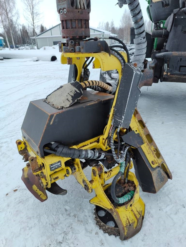 Харвестер John Deere 1270 G: фото 16 Харвестер John Deere 1270 G: фото 16