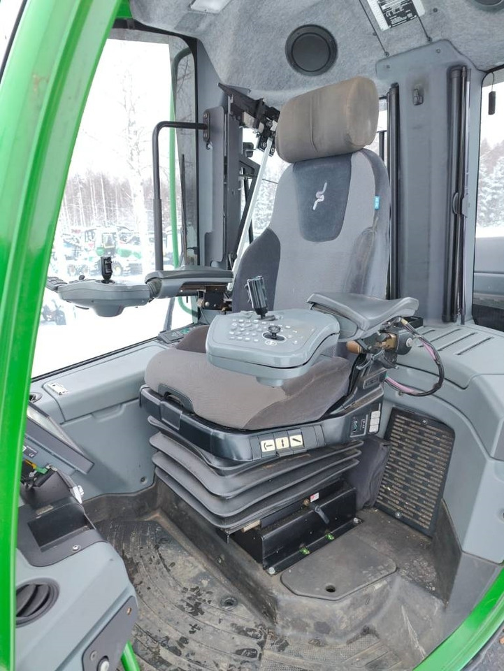 Харвестер John Deere 1270 G: фото 20 Харвестер John Deere 1270 G: фото 20