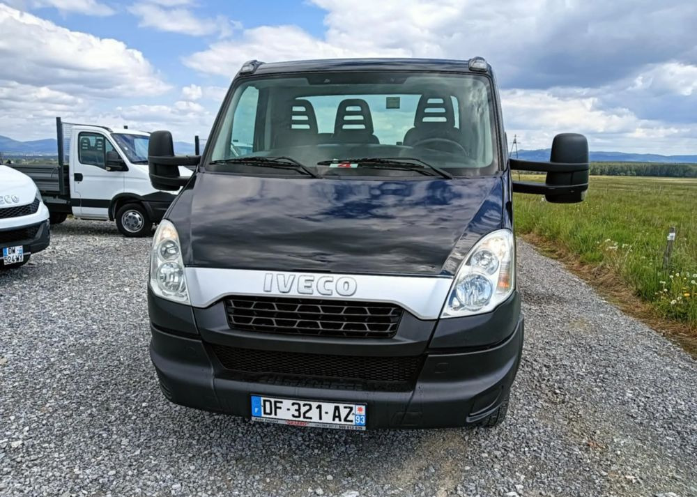 Iveco 35C13, 35C12, 35C14, 35C15 - Грузовик-шасси: фото 2 Iveco 35C13, 35C12, 35C14, 35C15 - Грузовик-шасси: фото 2