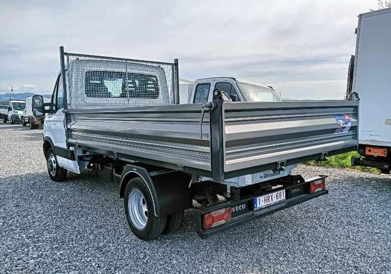 Iveco 35C13, 35C12, 35C14, 35C15 - Малотоннажный самосвал: фото 5 Iveco 35C13, 35C12, 35C14, 35C15 - Малотоннажный самосвал: фото 5