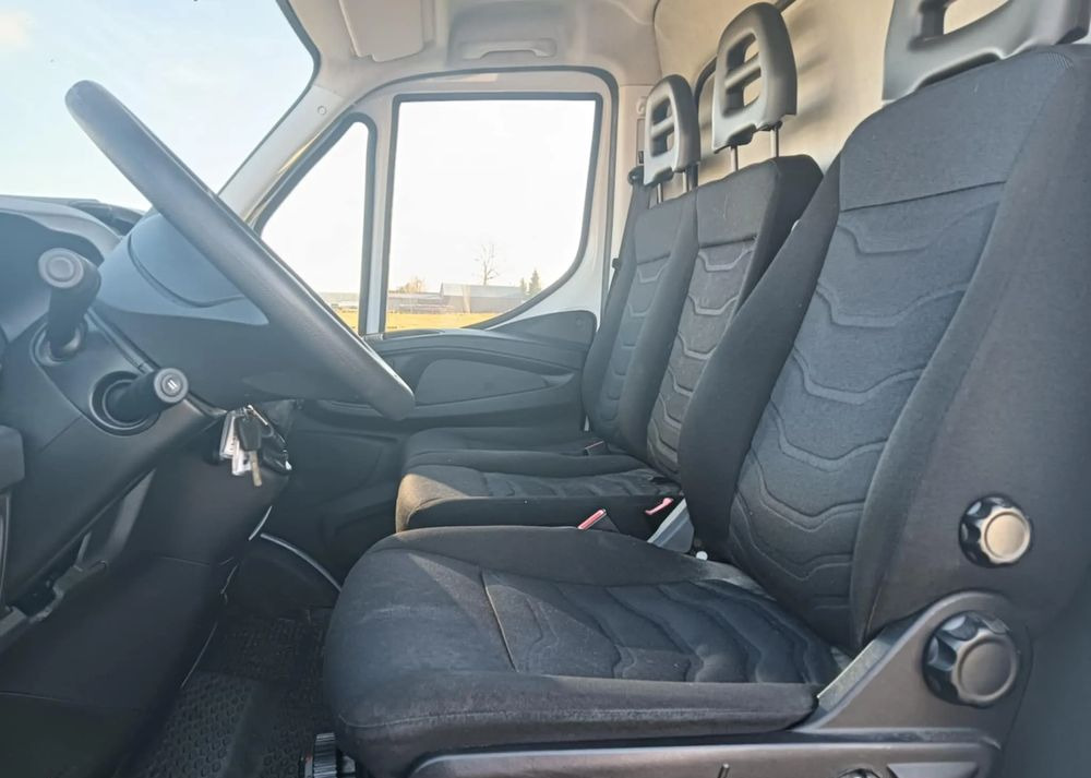 Iveco 35C14,35C13,35C12,35C15 - Малотоннажный самосвал: фото 4 Iveco 35C14,35C13,35C12,35C15 - Малотоннажный самосвал: фото 4
