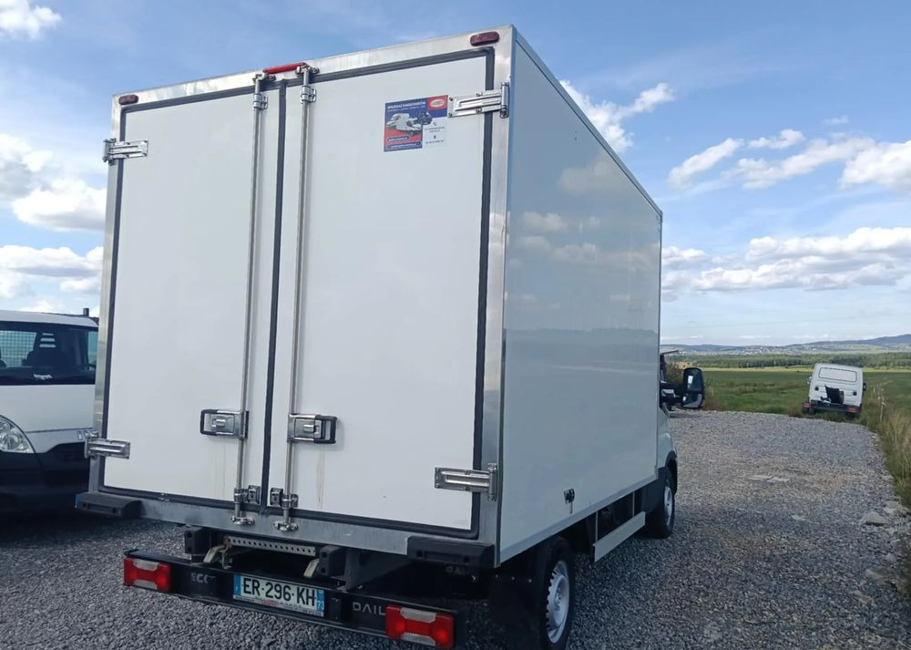 Iveco 35S16, 35S15, 35S14, 35S13 - Малотоннажный рефрижератор: фото 3 Iveco 35S16, 35S15, 35S14, 35S13 - Малотоннажный рефрижератор: фото 3