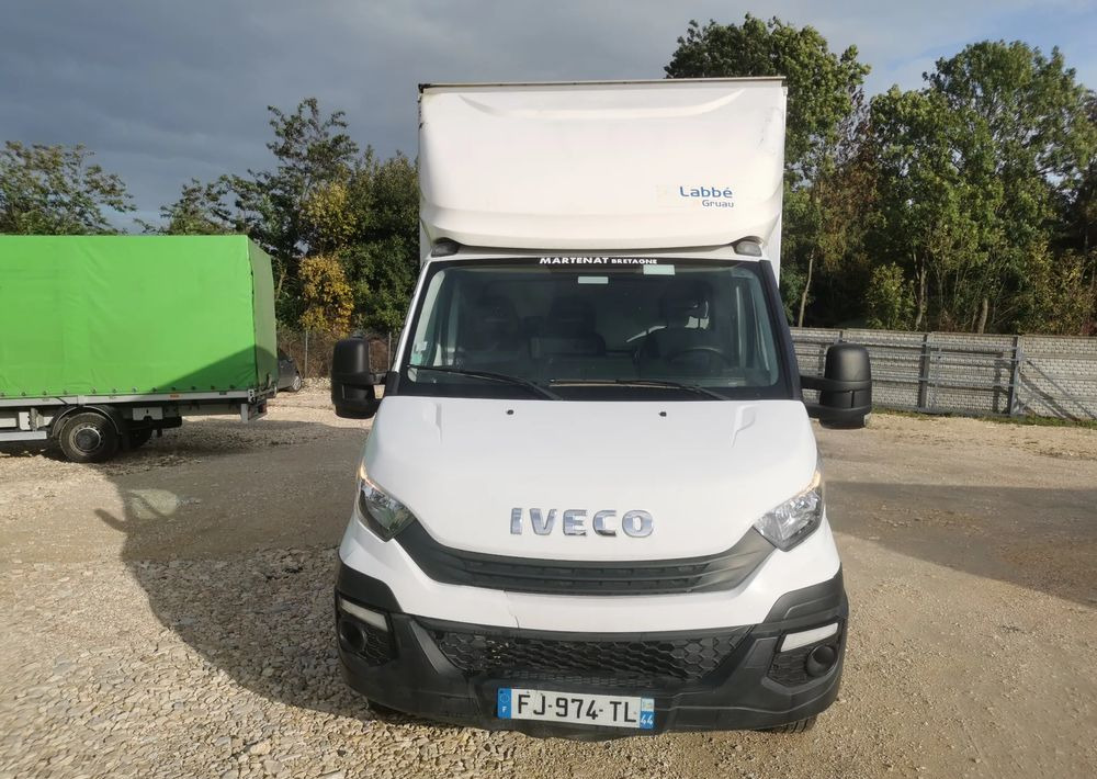 Iveco 3.0-150KM Daily 35C15 Kontener długi rama 35-150 kiper Klimatyzacja długi rozstaw - Малотоннажный фургон: фото 2 Iveco 3.0-150KM Daily 35C15 Kontener długi rama 35-150 kiper Klimatyzacja długi rozstaw - Малотоннажный фургон: фото 2