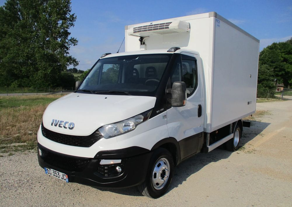 Iveco Daily 35C13 chłodnia Mroźnia na bliźniaku 35-130 Thermo King agregat - Малотоннажный рефрижератор: фото 1 Iveco Daily 35C13 chłodnia Mroźnia na bliźniaku 35-130 Thermo King agregat - Малотоннажный рефрижератор: фото 1