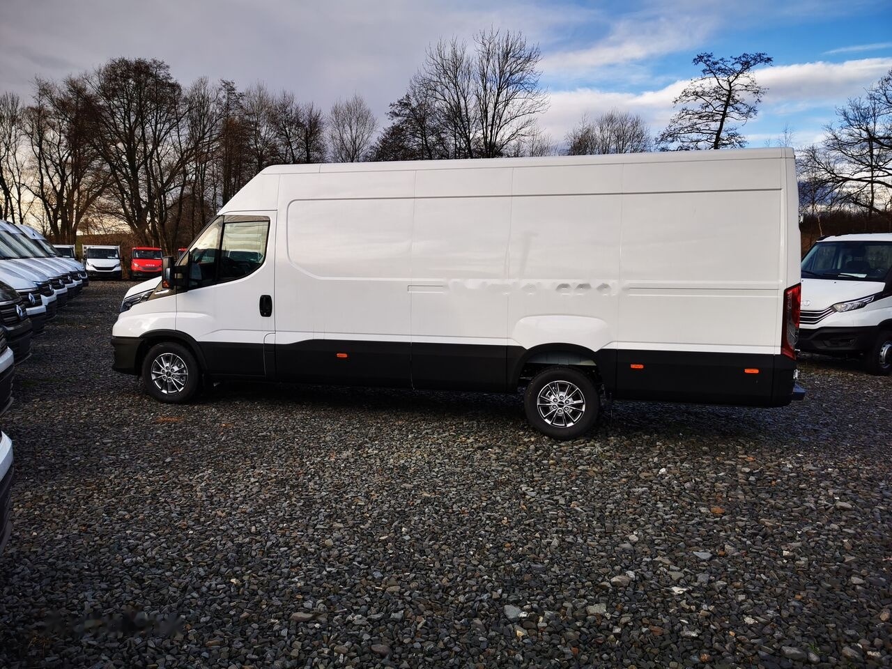 IVECO IVECO 35S18HA8 V L4H2 - Цельнометаллический фургон: фото 5 IVECO IVECO 35S18HA8 V L4H2 - Цельнометаллический фургон: фото 5
