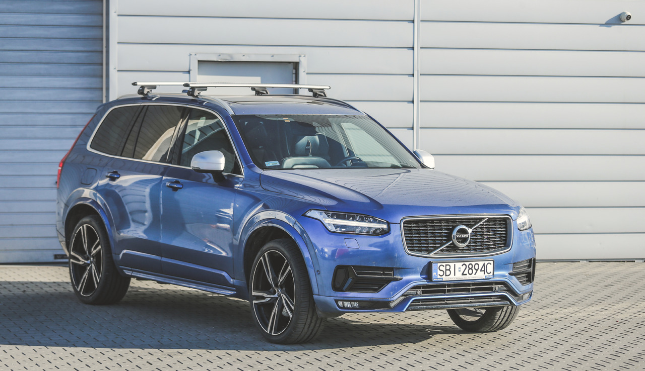 Внедорожник Volvo XC90: фото 10