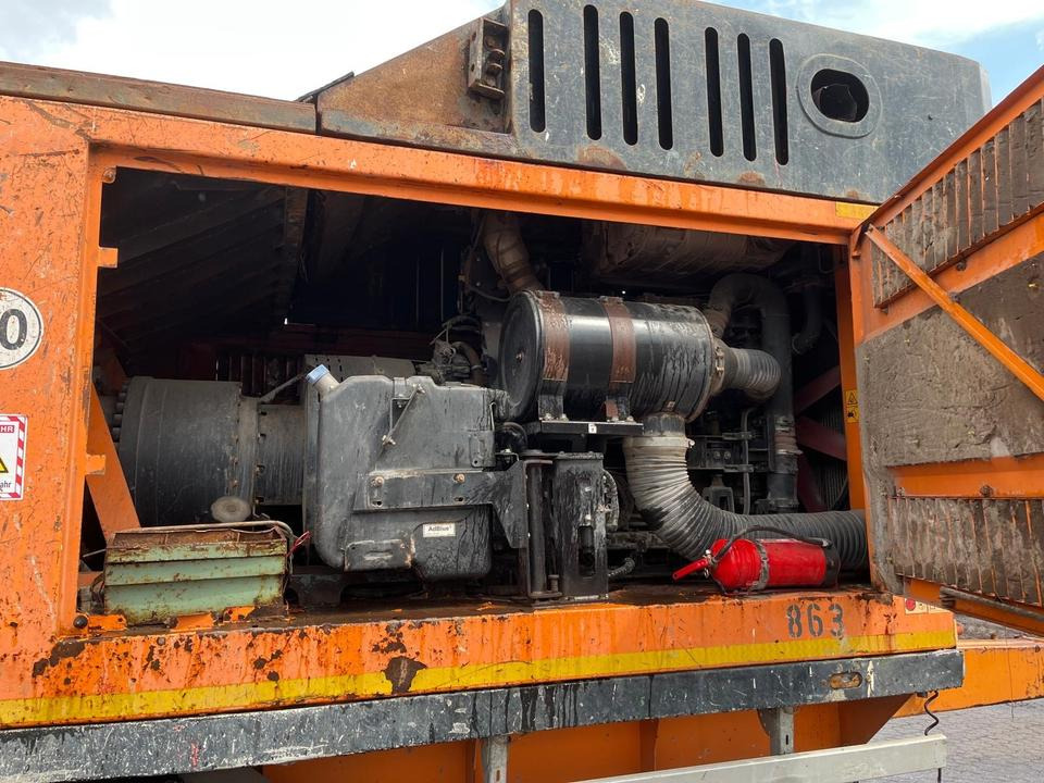 Doppstadt DW 3060 F BJ 2016 einer der letzten Büffel - Шредер промышленный: фото 3 Doppstadt DW 3060 F BJ 2016 einer der letzten Büffel - Шредер промышленный: фото 3