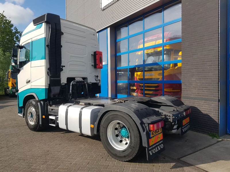 Volvo FH 420 ADR klasse EX/II, EX/III, FL en AT Double tank PTO - Тягач: фото 4 Volvo FH 420 ADR klasse EX/II, EX/III, FL en AT Double tank PTO - Тягач: фото 4