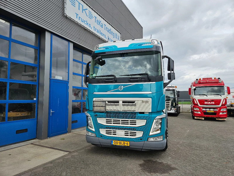 Volvo FH 460 ADR EX/II, EX/III, FL and AT. I-Parc Cool Alcoa - Тягач: фото 2 Volvo FH 460 ADR EX/II, EX/III, FL and AT. I-Parc Cool Alcoa - Тягач: фото 2