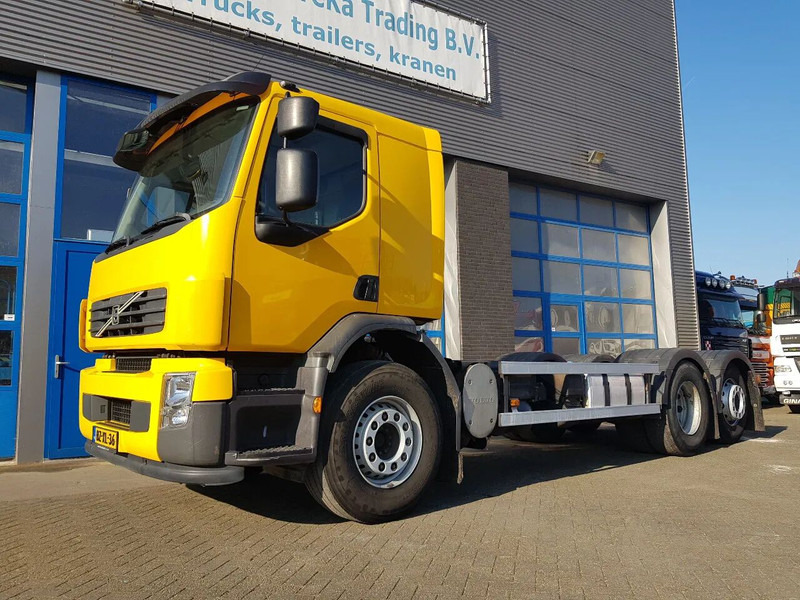 Volvo FE 300 EEV 6X2 Retarder Pto 234.000 KM TÜV - Грузовик-шасси: фото 1 Volvo FE 300 EEV 6X2 Retarder Pto 234.000 KM TÜV - Грузовик-шасси: фото 1