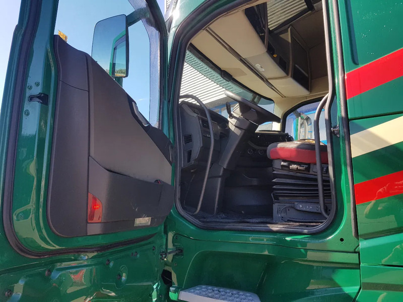 Грузовик-контейнеровоз/ Сменный кузов Volvo FH 500 8x2 Euro 6 Netherlands truck: фото 8