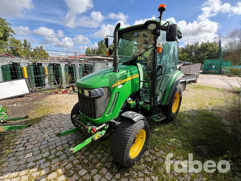 John Deere 3720 Kompaktlastare - Трактор: фото 1 John Deere 3720 Kompaktlastare - Трактор: фото 1