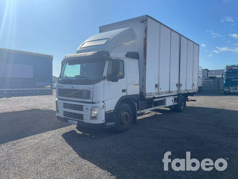 Volvo FM 9 - Грузовик с закрытым кузовом: фото 1 Volvo FM 9 - Грузовик с закрытым кузовом: фото 1