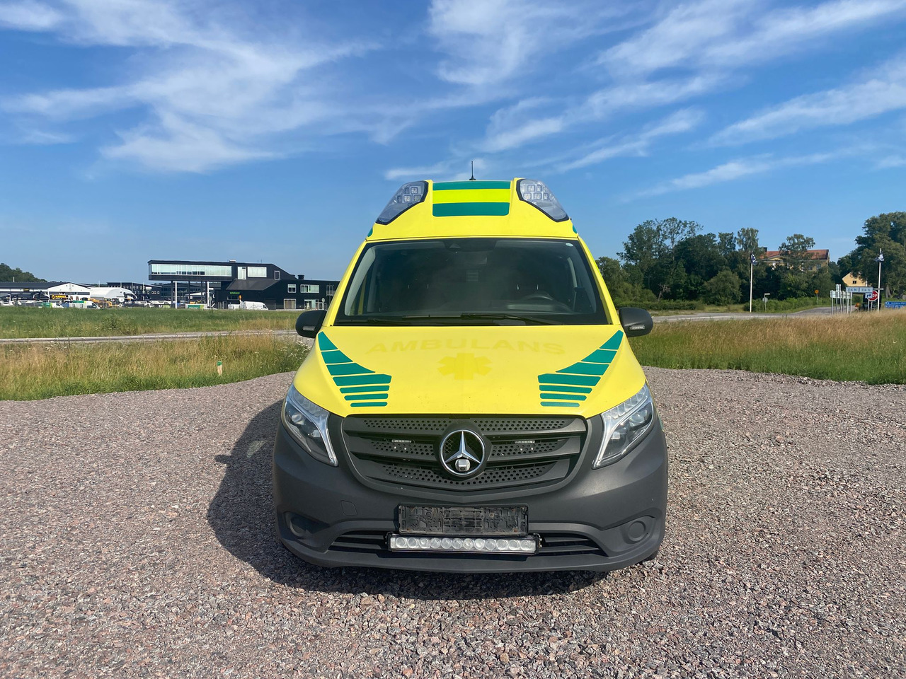MERCEDES-BENZ Vito 119 4x4 - Ambulans / AMBULANCE - Машина скорой помощи: фото 4 MERCEDES-BENZ Vito 119 4x4 - Ambulans / AMBULANCE - Машина скорой помощи: фото 4