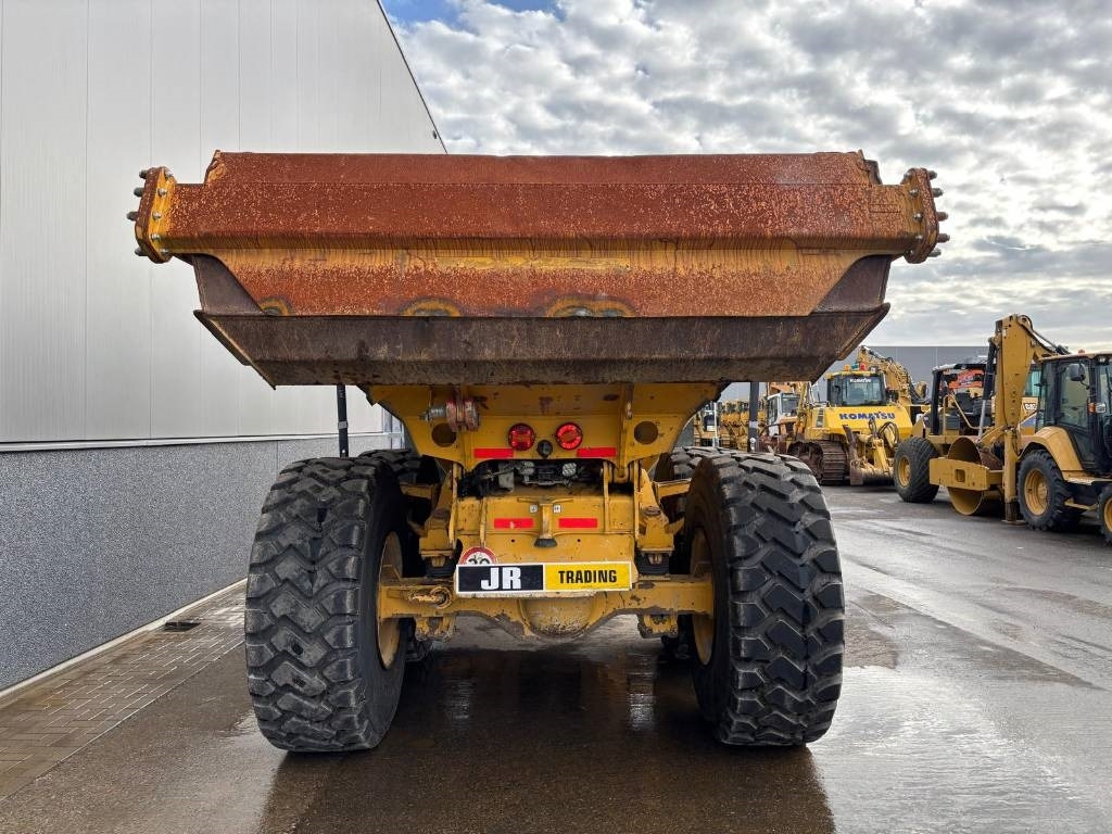 Bell B 30 E (New tyres) - Сочленённый самосвал: фото 4 Bell B 30 E (New tyres) - Сочленённый самосвал: фото 4