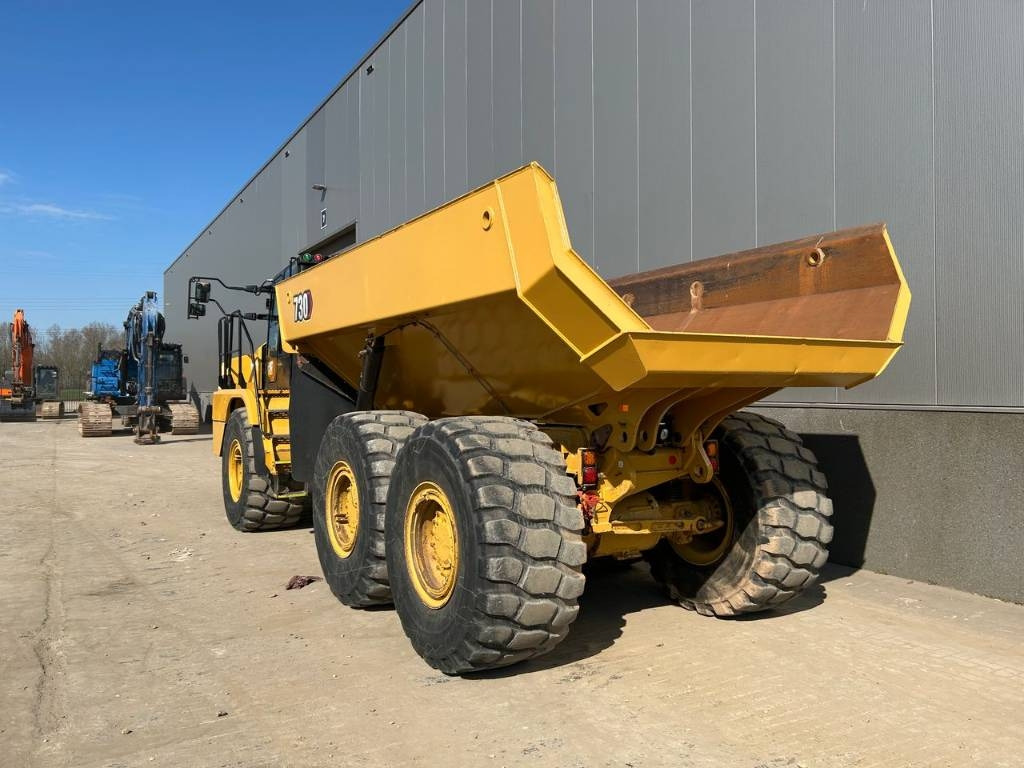 CAT 730 - Сочленённый самосвал: фото 3 CAT 730 - Сочленённый самосвал: фото 3