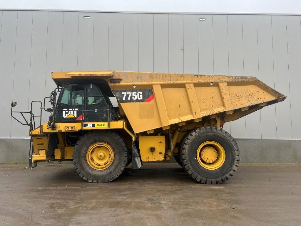 CAT 775 G - Карьерный самосвал: фото 2 CAT 775 G - Карьерный самосвал: фото 2