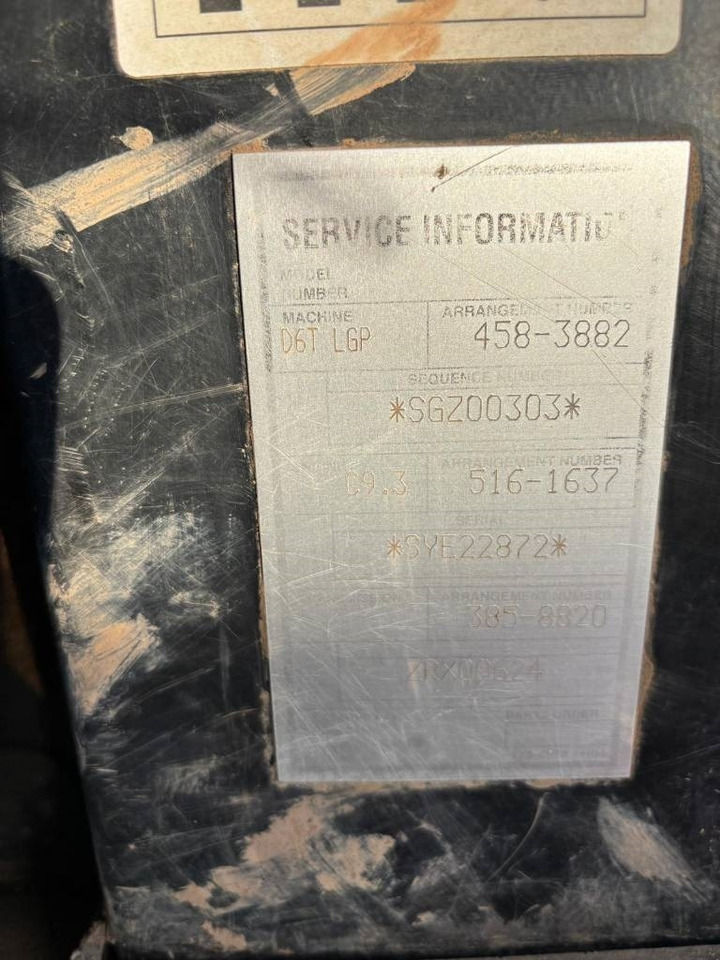 CAT D 6 T LGP (CE / New UC) - Бульдозер: фото 2 CAT D 6 T LGP (CE / New UC) - Бульдозер: фото 2